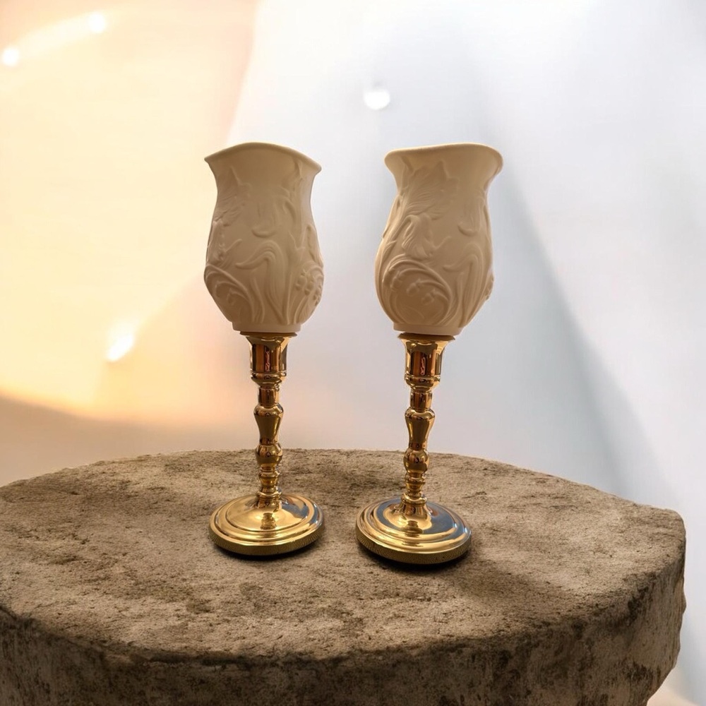 Elegant Cream and Gold Candle Holder Set